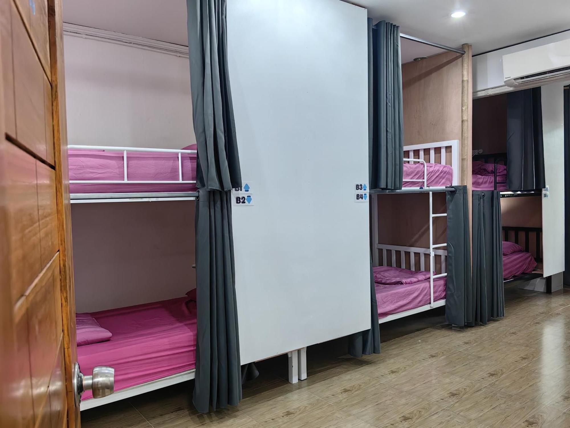 טונגסלה Arena Boutique Hotel Female Only מראה חיצוני תמונה